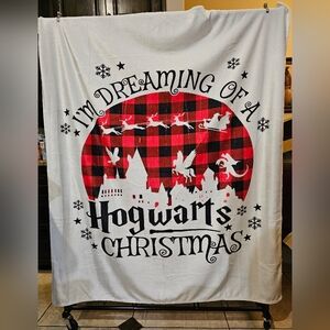 Hogwarts Christmas blanket! Super soft!